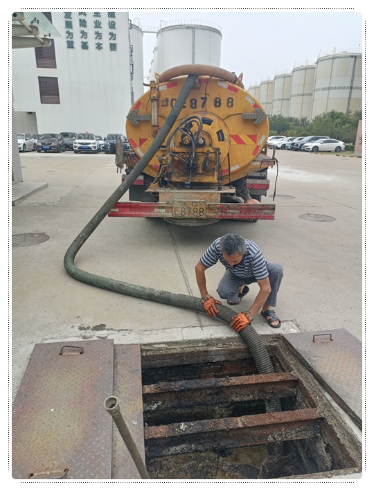 清丰隔油池清掏