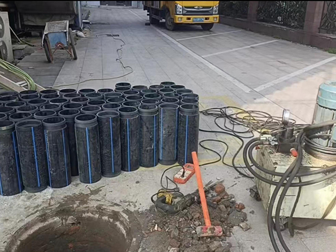 清丰PE置换管厂家 DN315置换管 非开挖管短管置换